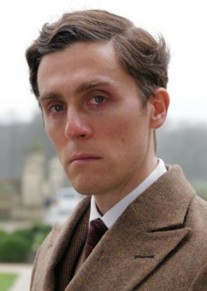 Jack Farthing photo