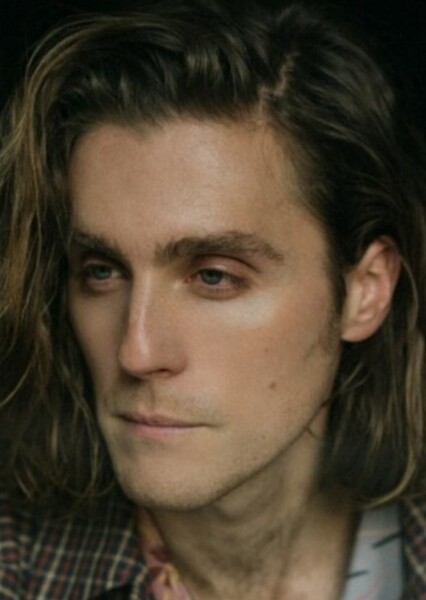 Jack Farthing photo