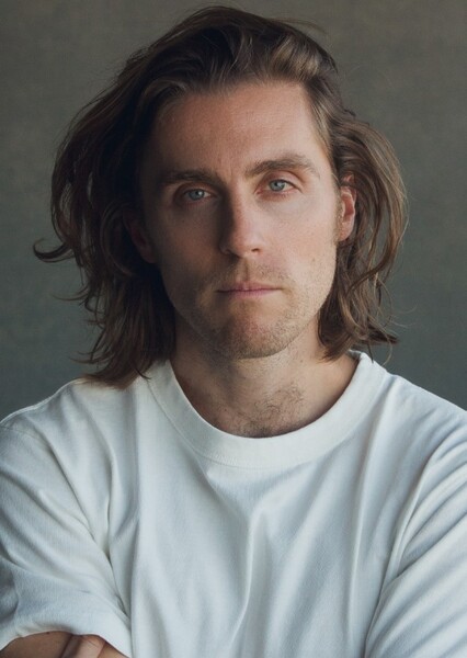 Jack Farthing photo