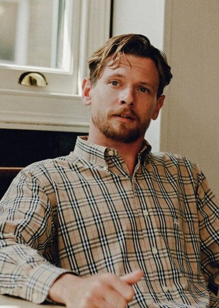 Jack O'Connell photo
