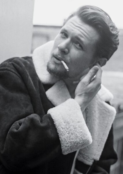 Jack O'Connell photo