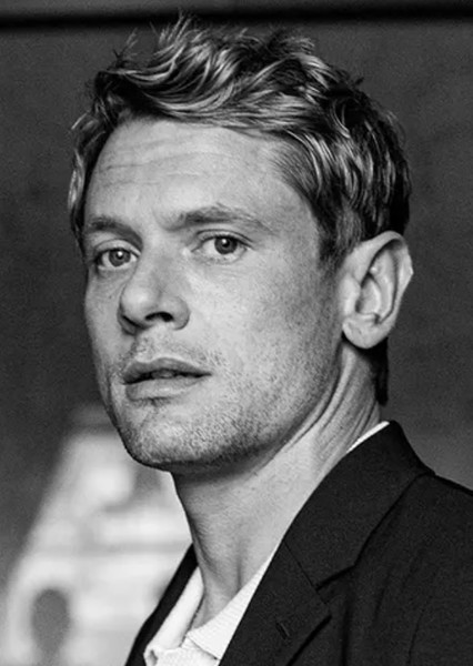 Jack O'Connell photo