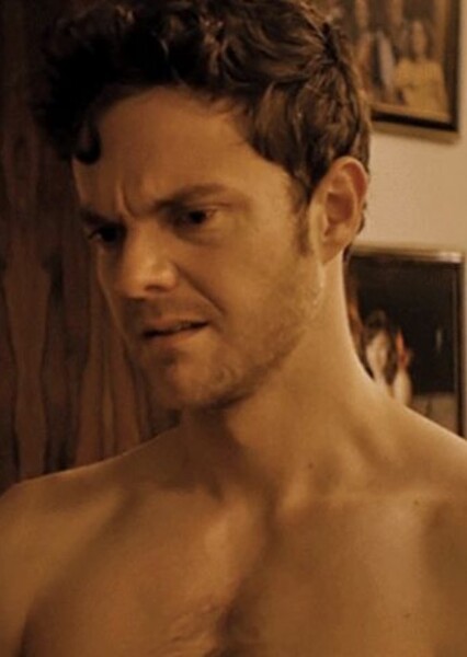 Jack Quaid photo