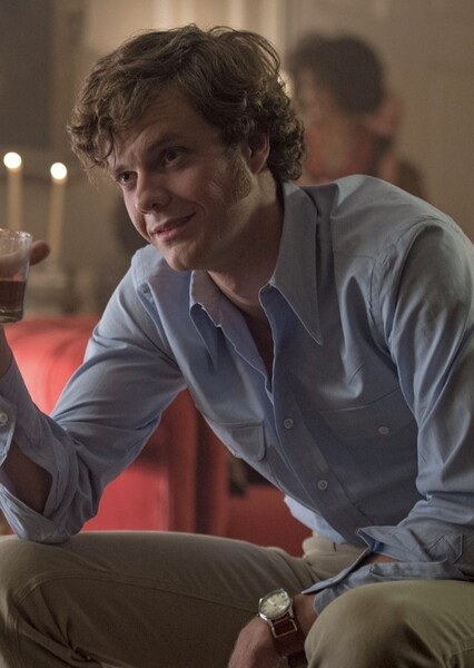 Jack Quaid photo
