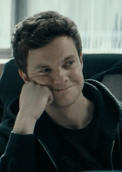 Jack Quaid photo