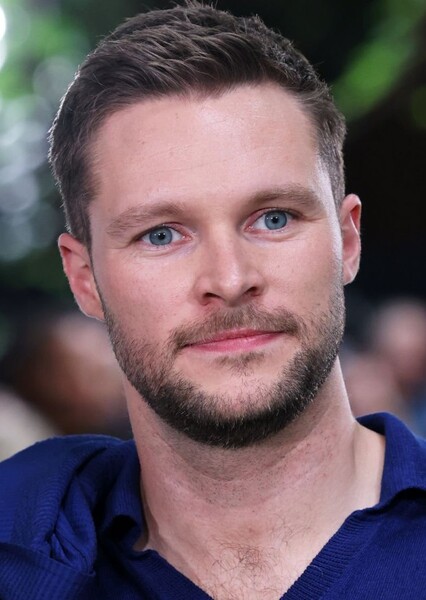Jack Reynor photo