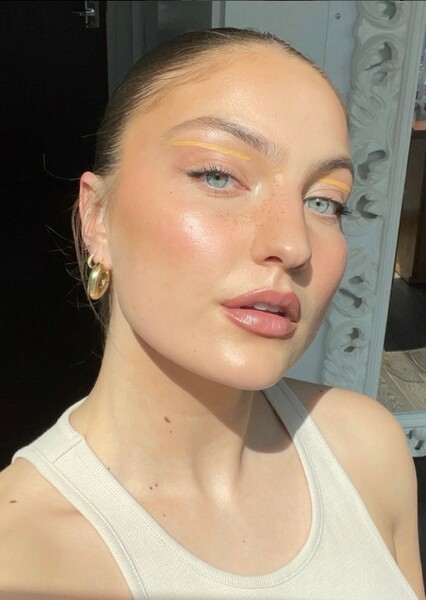 Jaclyn Forbes photo