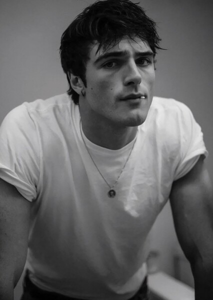 Jacob Elordi photo