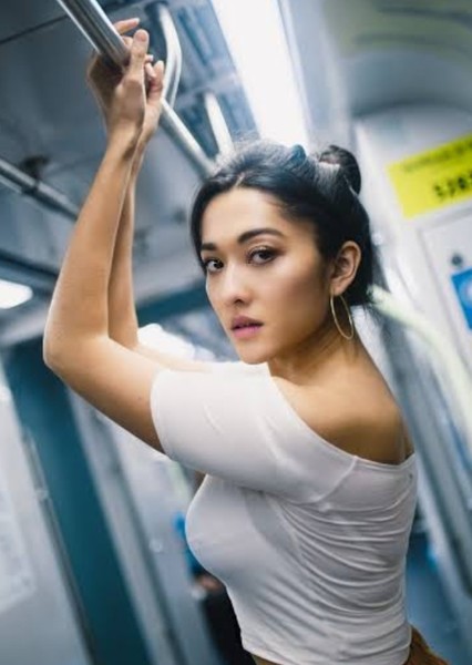 Jacqueline Sato photo