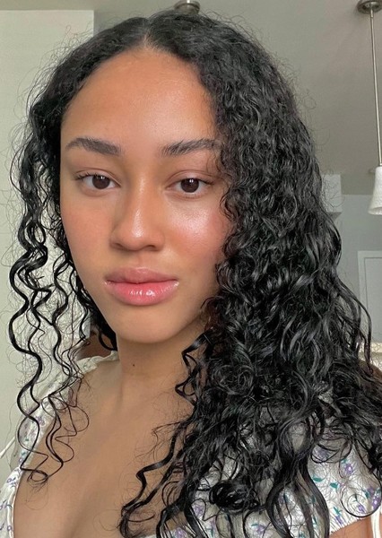 Jada Jones photo