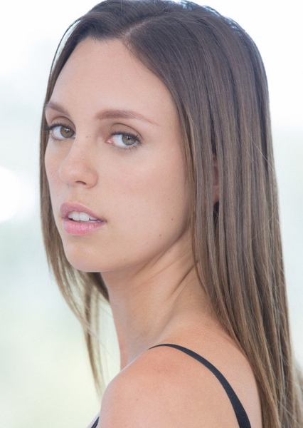 Jade Nile photo
