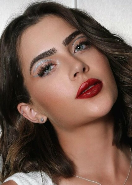 Jade Picon photo