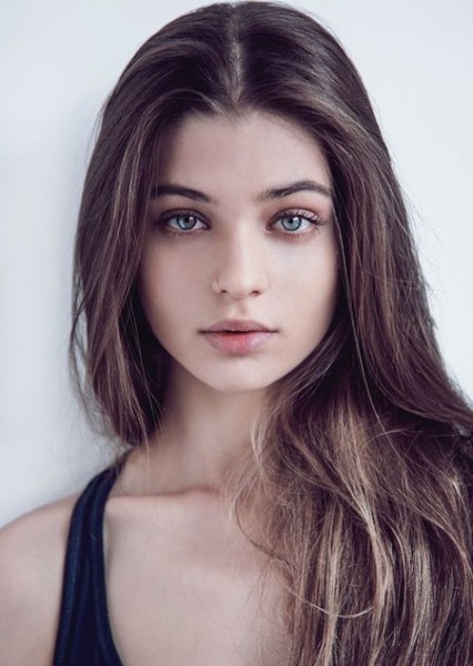Jade Weber photo