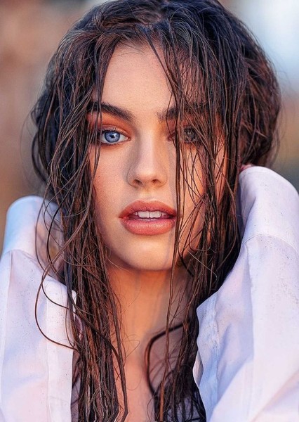 Jade Weber photo