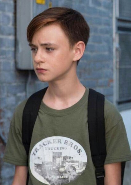 Jaeden Martell photo