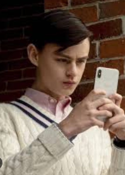 Jaeden Martell photo