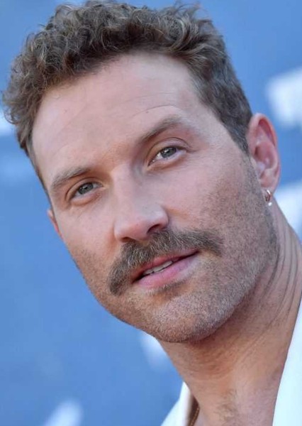 Jai Courtney photo