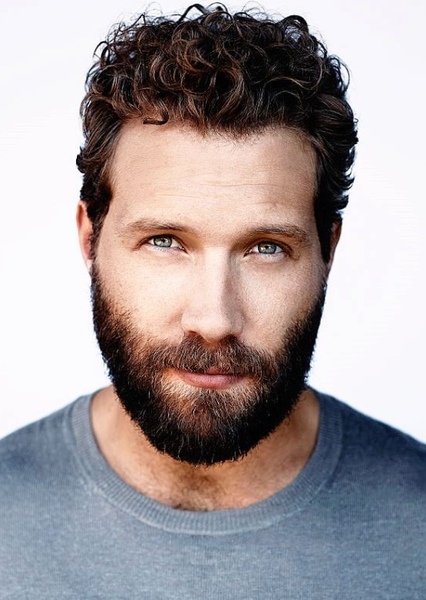 Jai Courtney photo
