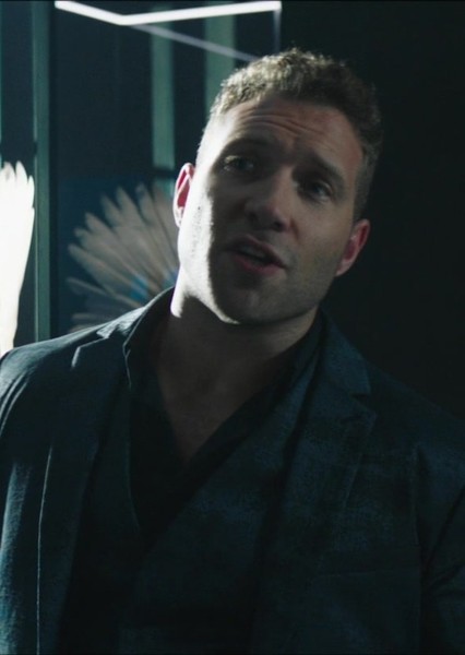 Jai Courtney photo