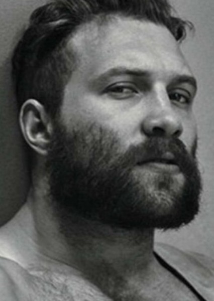 Jai Courtney photo
