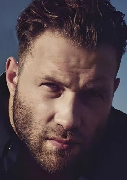 Jai Courtney photo