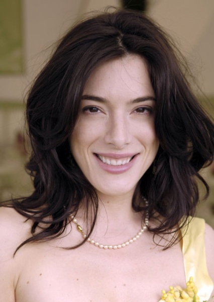 Jaime Murray photo