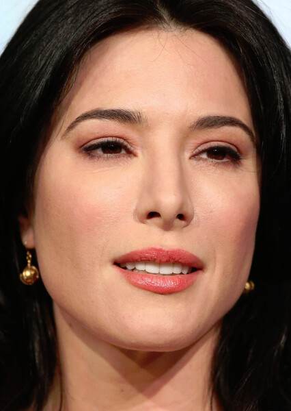 Jaime Murray photo