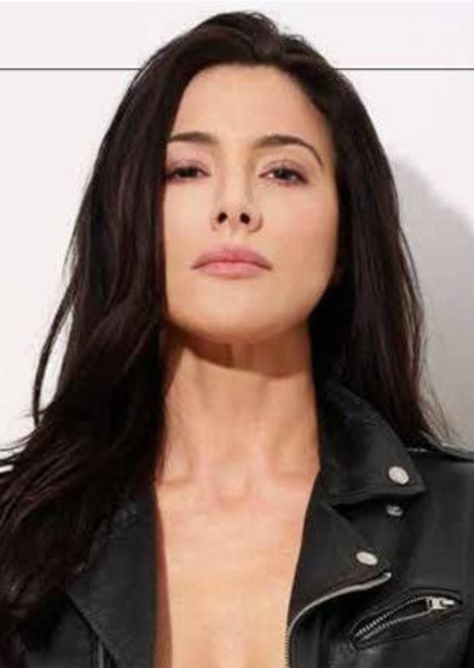 Jaime Murray photo