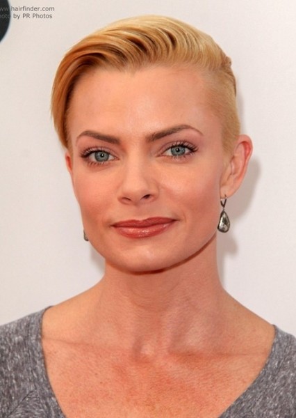 Jaime Pressly photo