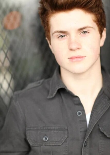 Jake Austin Walker photo