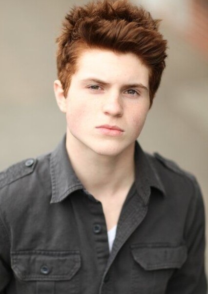 Jake Austin Walker photo