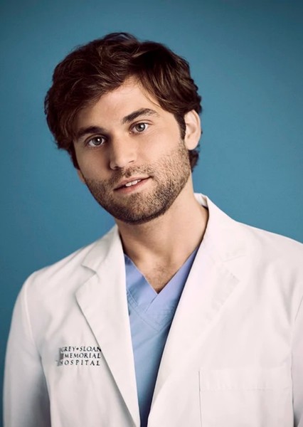 Jake Borelli photo