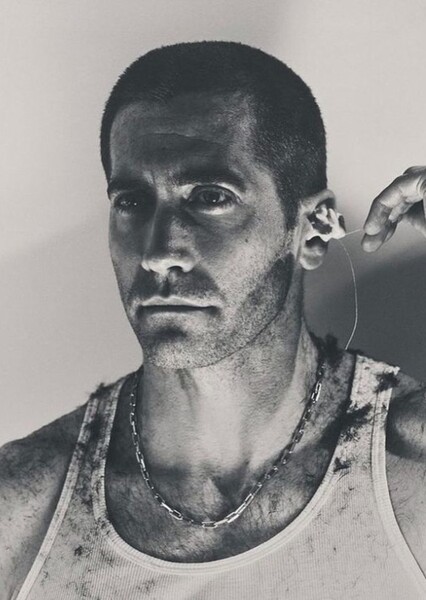 Jake Gyllenhaal photo