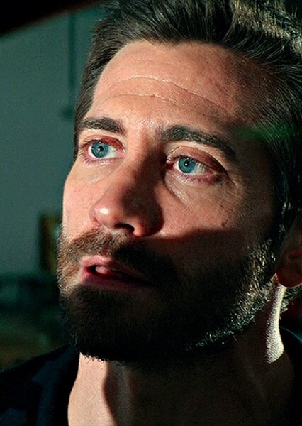 Jake Gyllenhaal photo