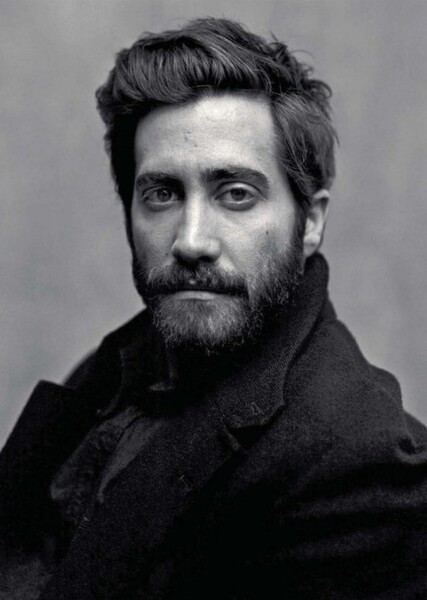 Jake Gyllenhaal photo
