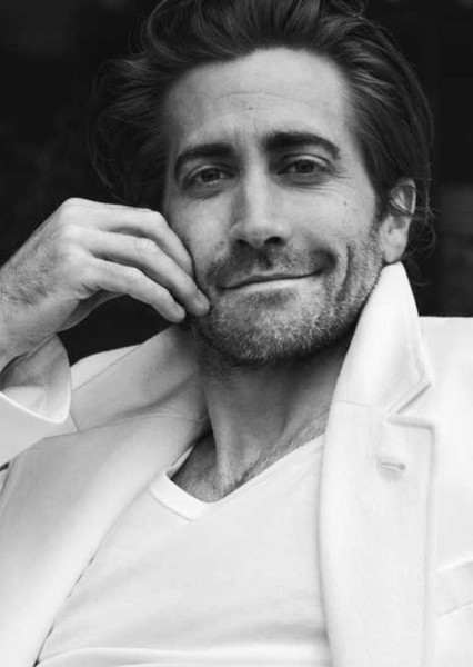 Jake Gyllenhaal photo