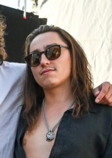 Jake Kiszka photo