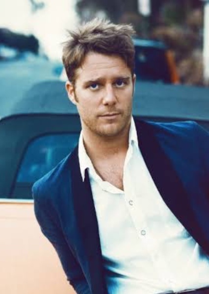 Jake McDorman photo
