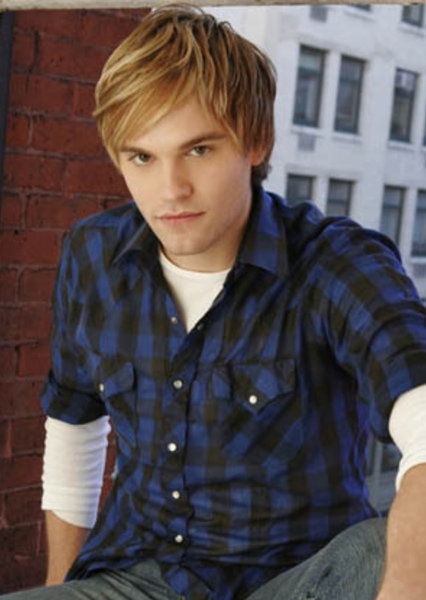 Jake Weary photo