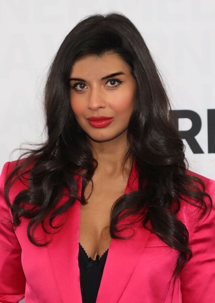 Jameela Jamil photo