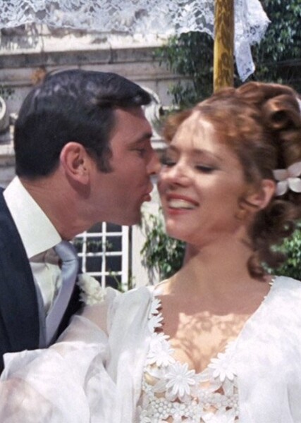 James and Tracy Bond photo