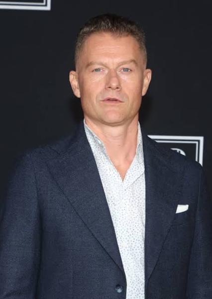 James Badge Dale photo