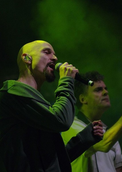 James (band)