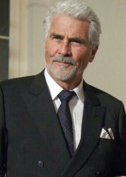 James Brolin photo