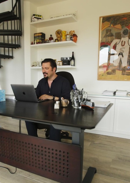 James Vanderbilt photo
