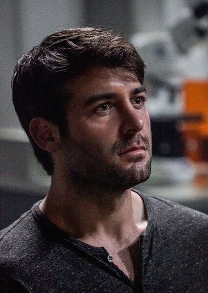 James Wolk