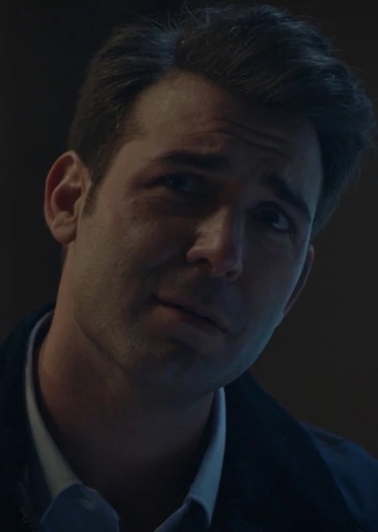 James Wolk photo