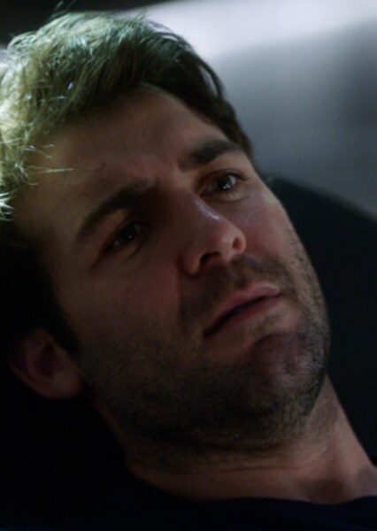 James Wolk photo