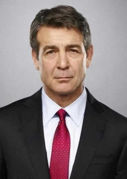 James Wolk photo