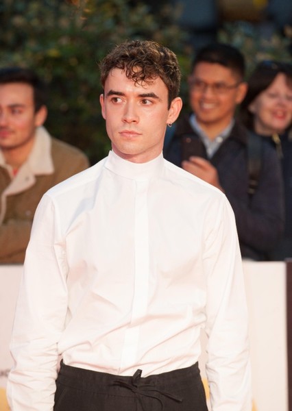 Jamie Blackley photo